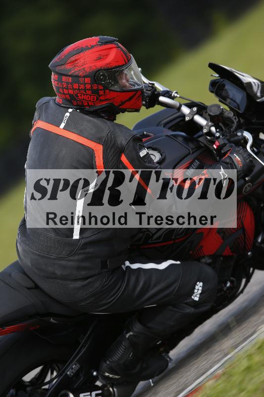 /Archiv-2024/29 12.06.2024 MOTO.CH Track Day ADR/Gruppe blau/90